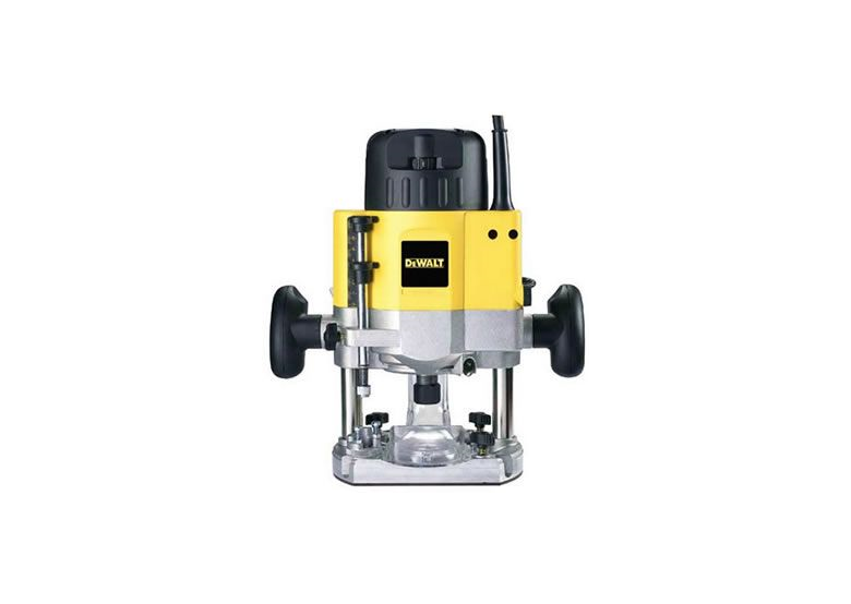 Défonceuse DeWalt DW626